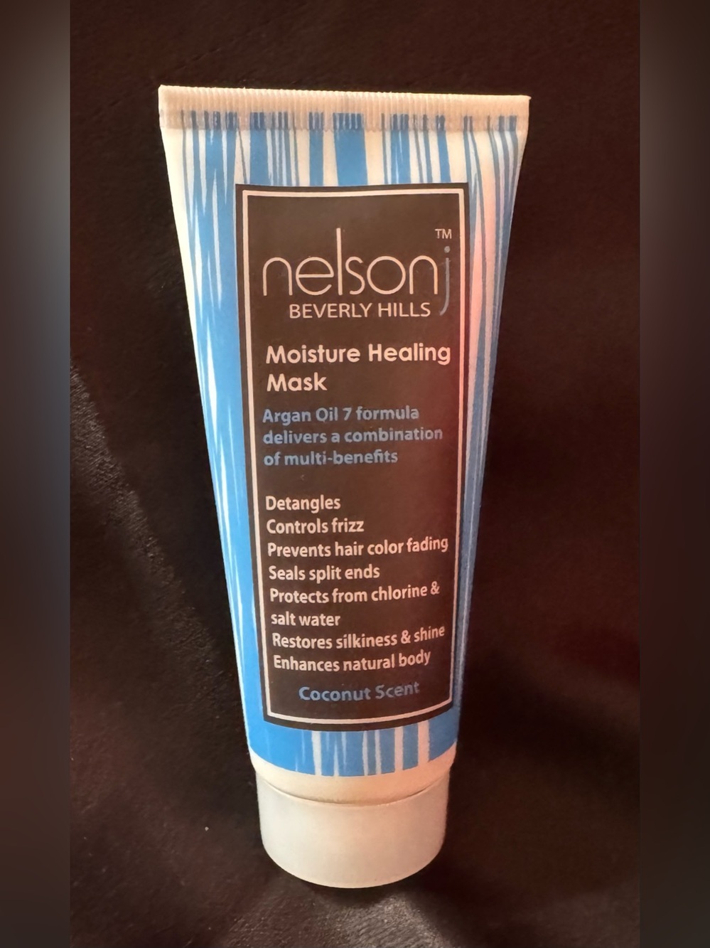 ⭐️Nelsonj Beverly Hills Moisture Healing Mask - Blue & White Tube
